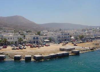 Ios - Photo by Sam Hart